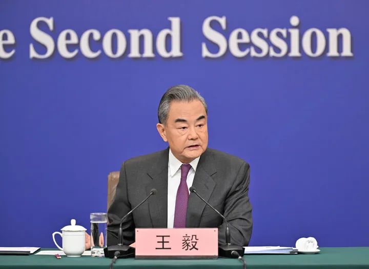 王毅展望2024年中国外交